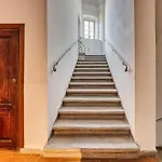 Guesthost - Prestigious In Perugia's Heart
