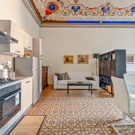 Guesthost - Prestigious In Perugia's Heart Apartamento Perugia